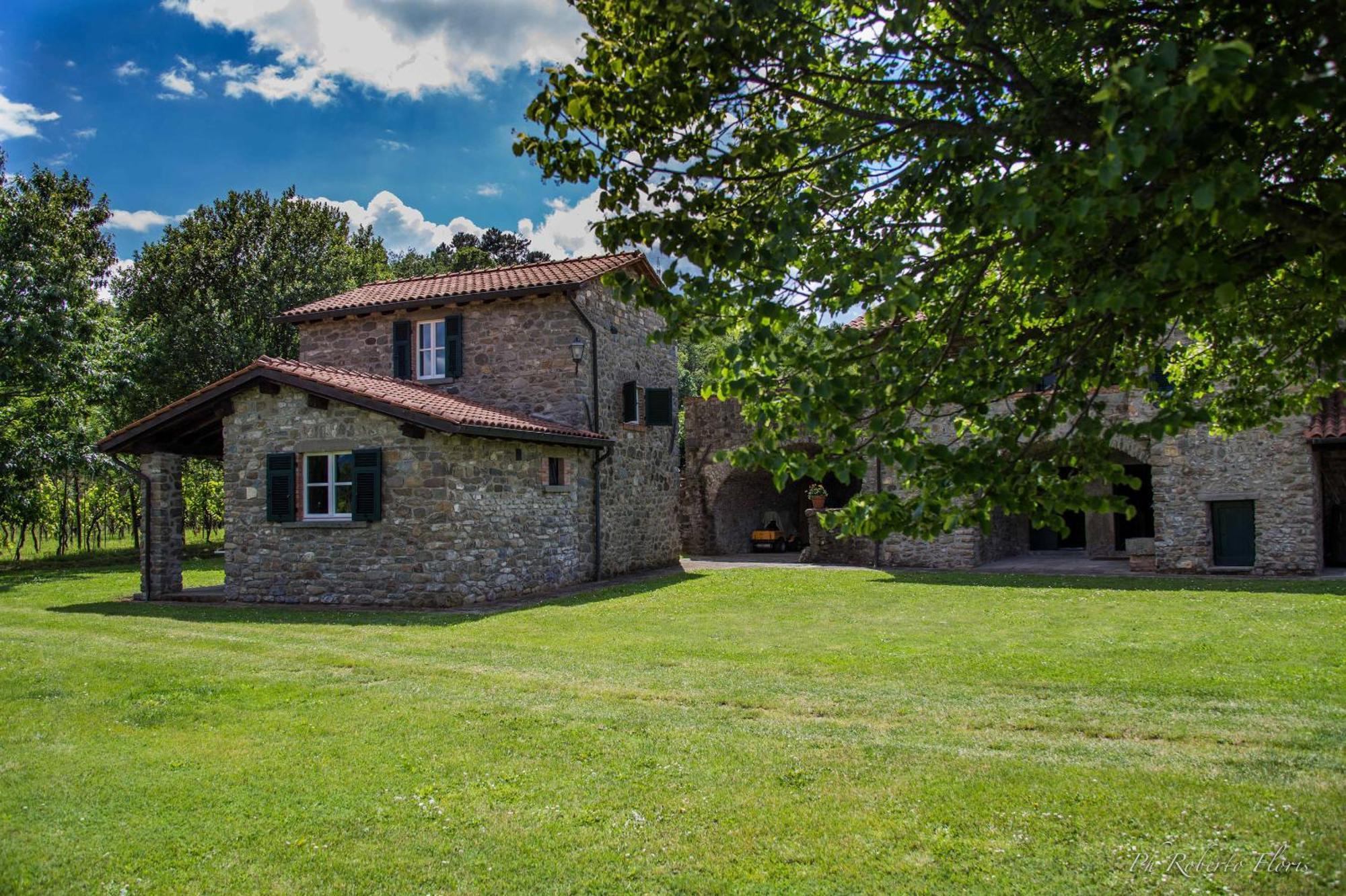 Coriana Apartments & Villas Mulazzo Eksteriør bilde